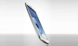 Samsung Galaxy S3 pops on eBay India
