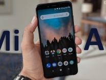 Xiaomi Mi A2 First Impressions