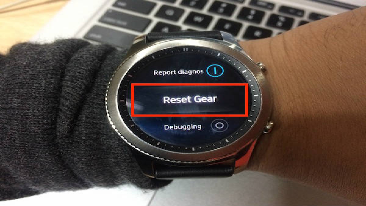 Samsung Gear S3 Classic and Frontier 