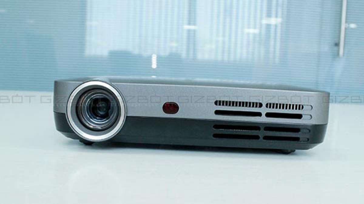 Optoma ML330 Ultra-compact Android LED 