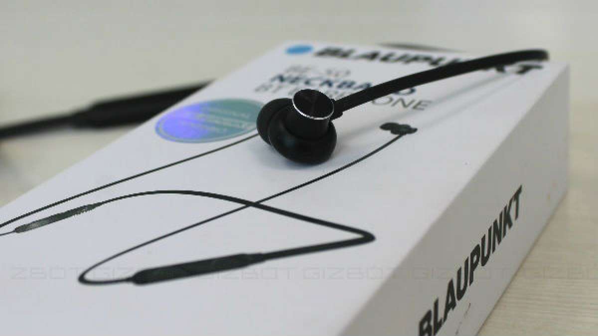Lightweight Bluetooth Earphones 