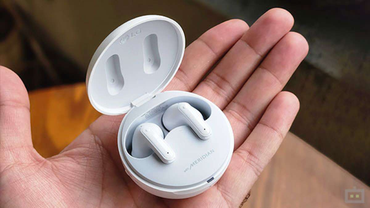LG Tone Free FP9 TWS Earbuds Review 