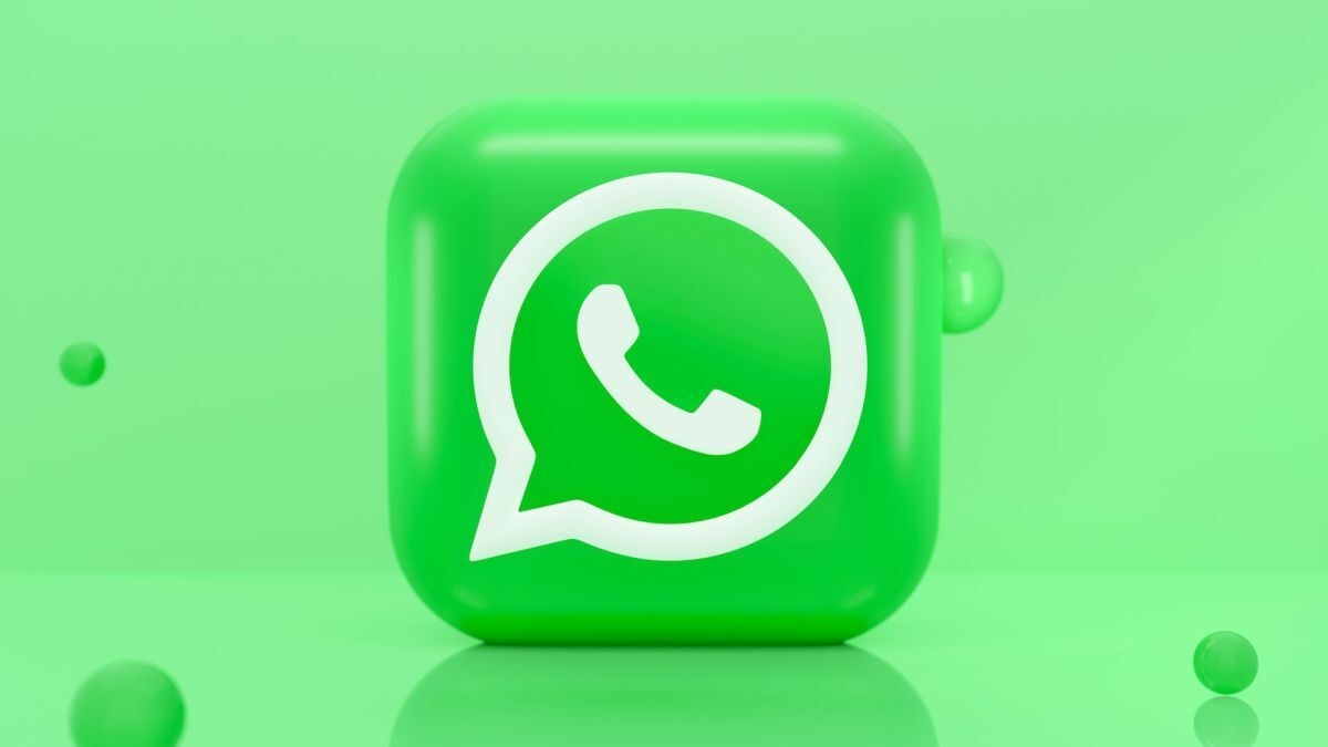 WhatsApp Now Lets You Use Voice Messages as Status Updates News Digging