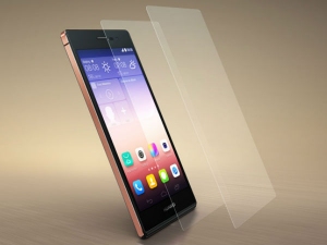 Huawei Showcases Ascend P7 Sapphire Edition At IFA 2014